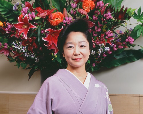 白坂 亜紀 講演依頼 講師派遣なら日本綜合経営協会