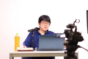 深澤真紀先生のオンライン講演会を実施しました