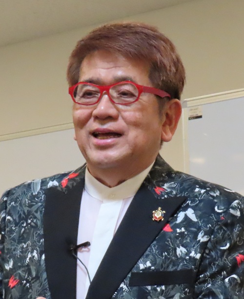 中井　宏次