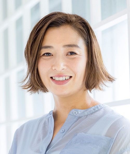 伊藤　華英
