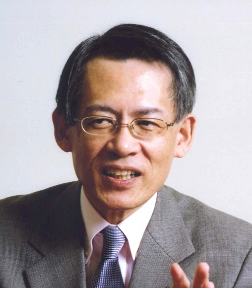 垣田　達哉