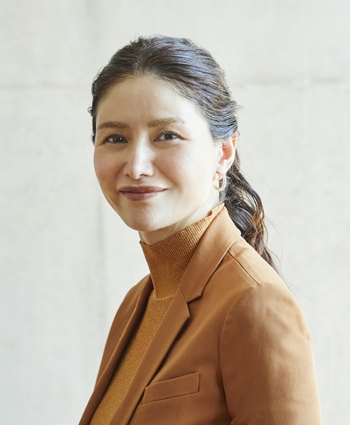 山口　真由